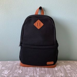 Kattee DSLR Camera/13 inch Laptop Backpack